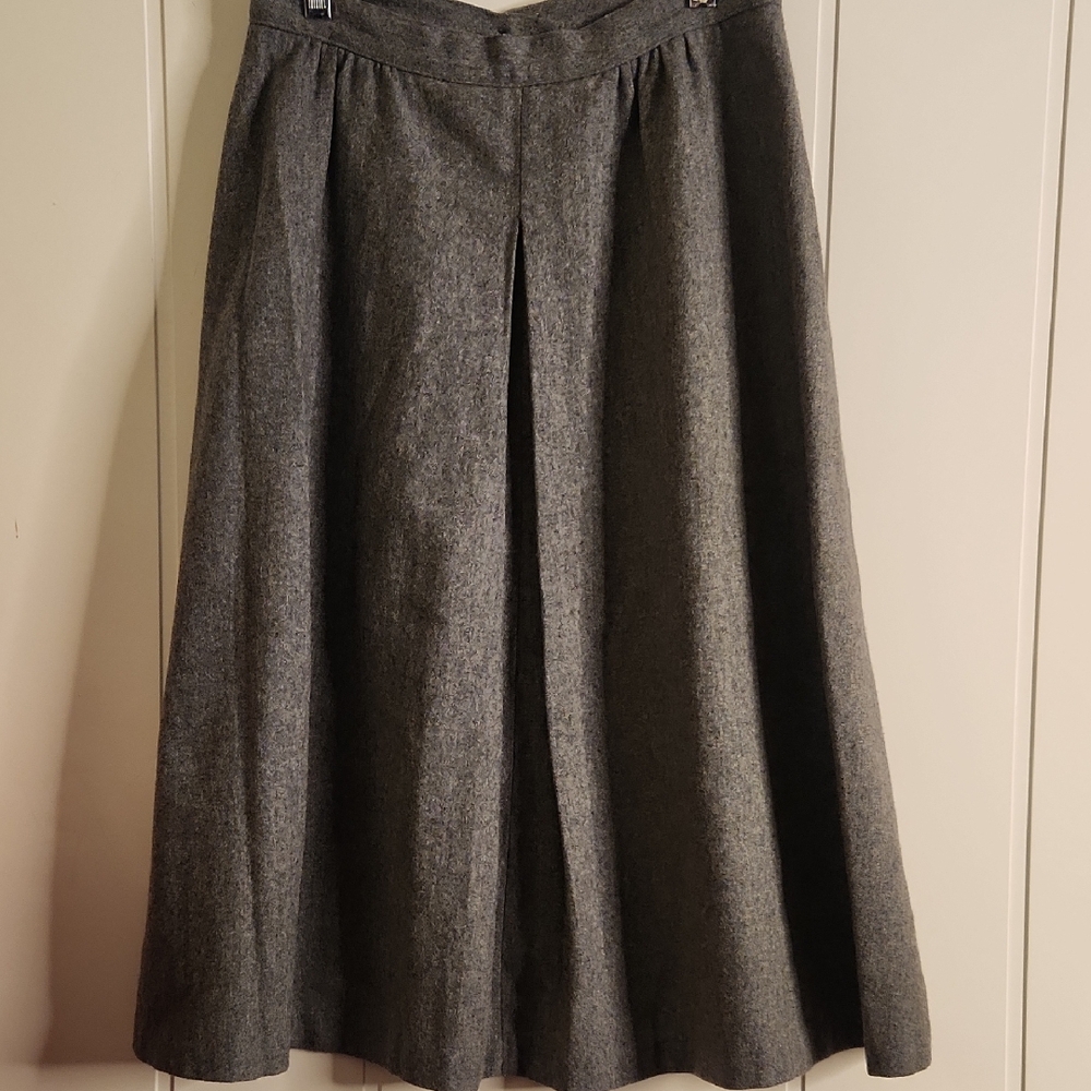 Gray 100% Wool Pleated A- Line Midi Skirt Vintage W/ Union ILGWU Stamp